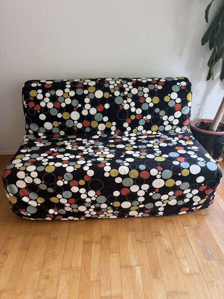 Sofas: IKEA Schlafsofa mit Bezug gemustert – Gebraucht aus Binningen von lar_7rf7