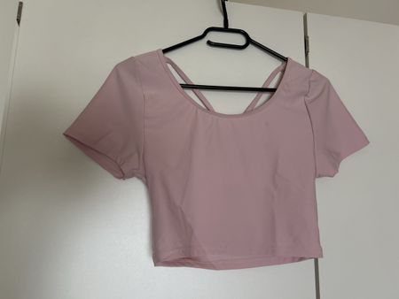 Sport Crop Top rosa mit Rückenausschnitt Grösse S