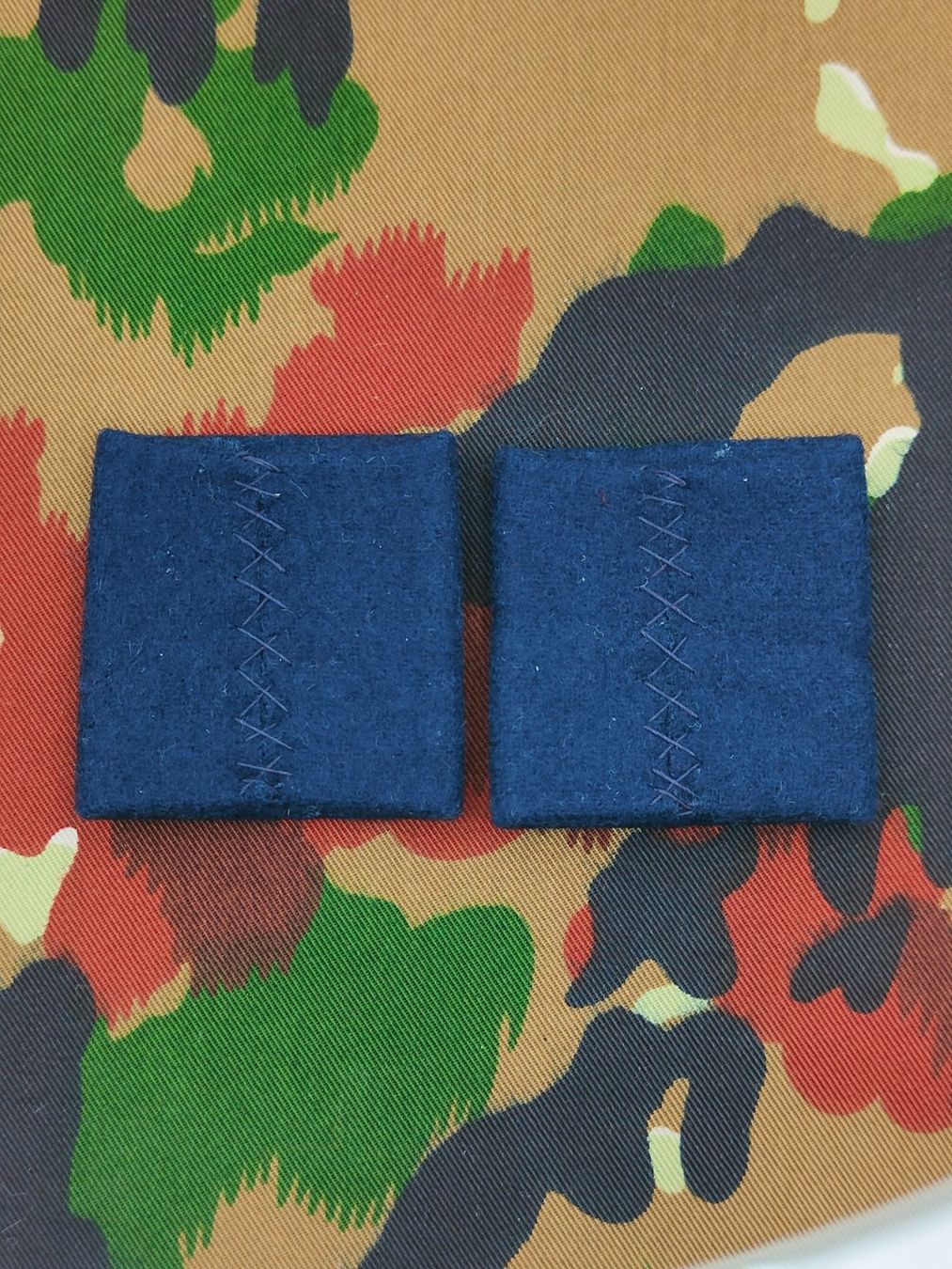 Schweizer Armee Uniformi: Schulterpatten Soldat Set Ord. 1995 – Usato da Bauma venduto da SwissMilitaria 1