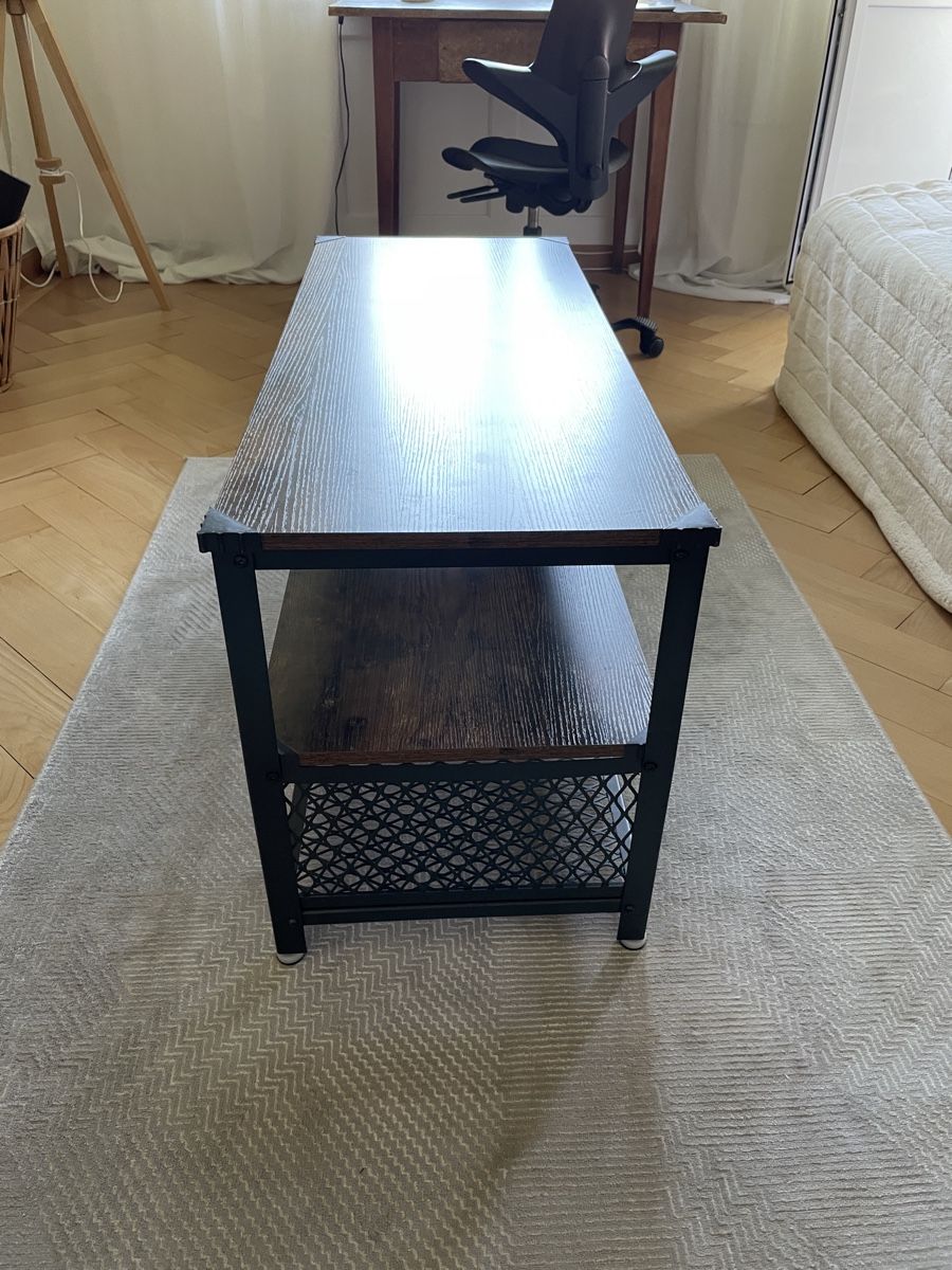 Tavoli: Kleiner Tisch/ Abstelltisch / Regal / Sideboard – Usato da Bern venduto da dav_mj82 1