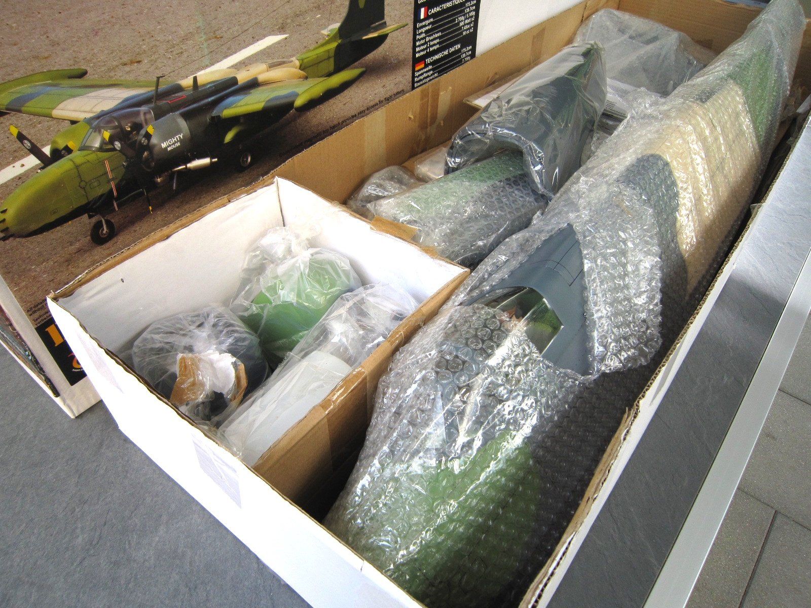 Modellismo RC: Douglas A-26K Invader (1/12) – Usato da Niederuzwil venduto da Pmojzisek 1