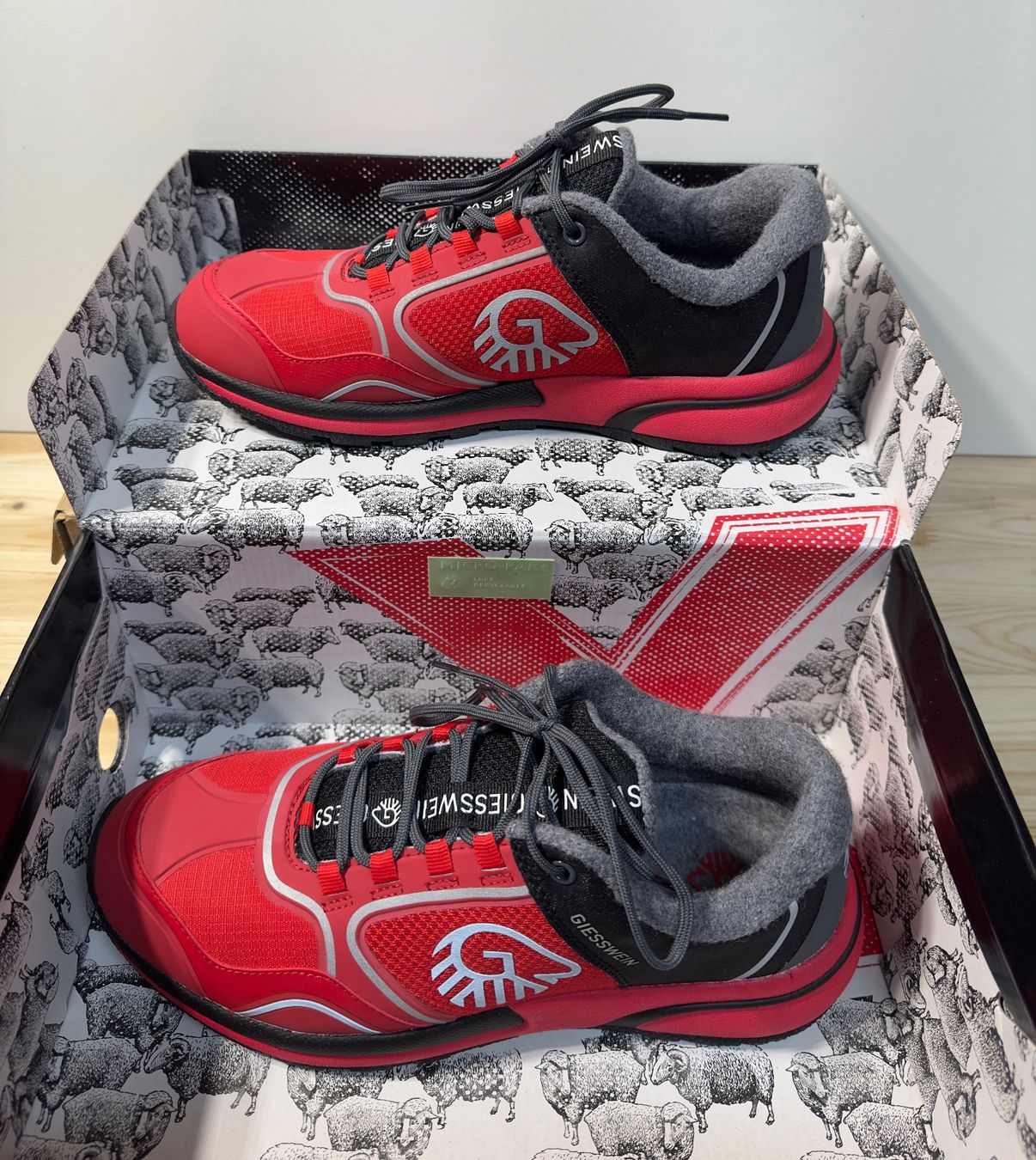 Nike Herrenschuhe: Giesswein WoolCrossX Schuhe Grösse 40 Neu – Neu und originalverpackt aus Nebikon von Andreas-Tools 4