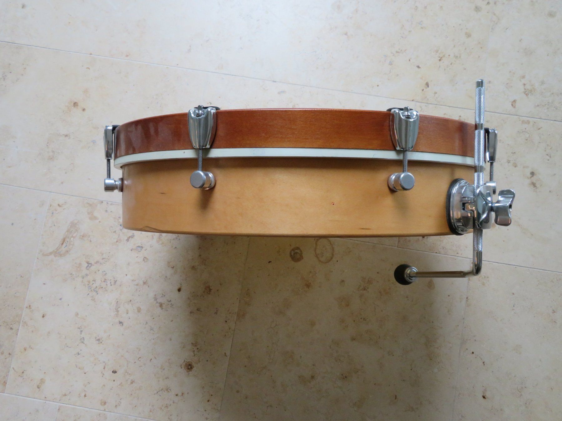 Strumenti musicali: Farmer STOMP Foot Drum – Usato da Reinach BL venduto da WBZ-Flohmarkt 4