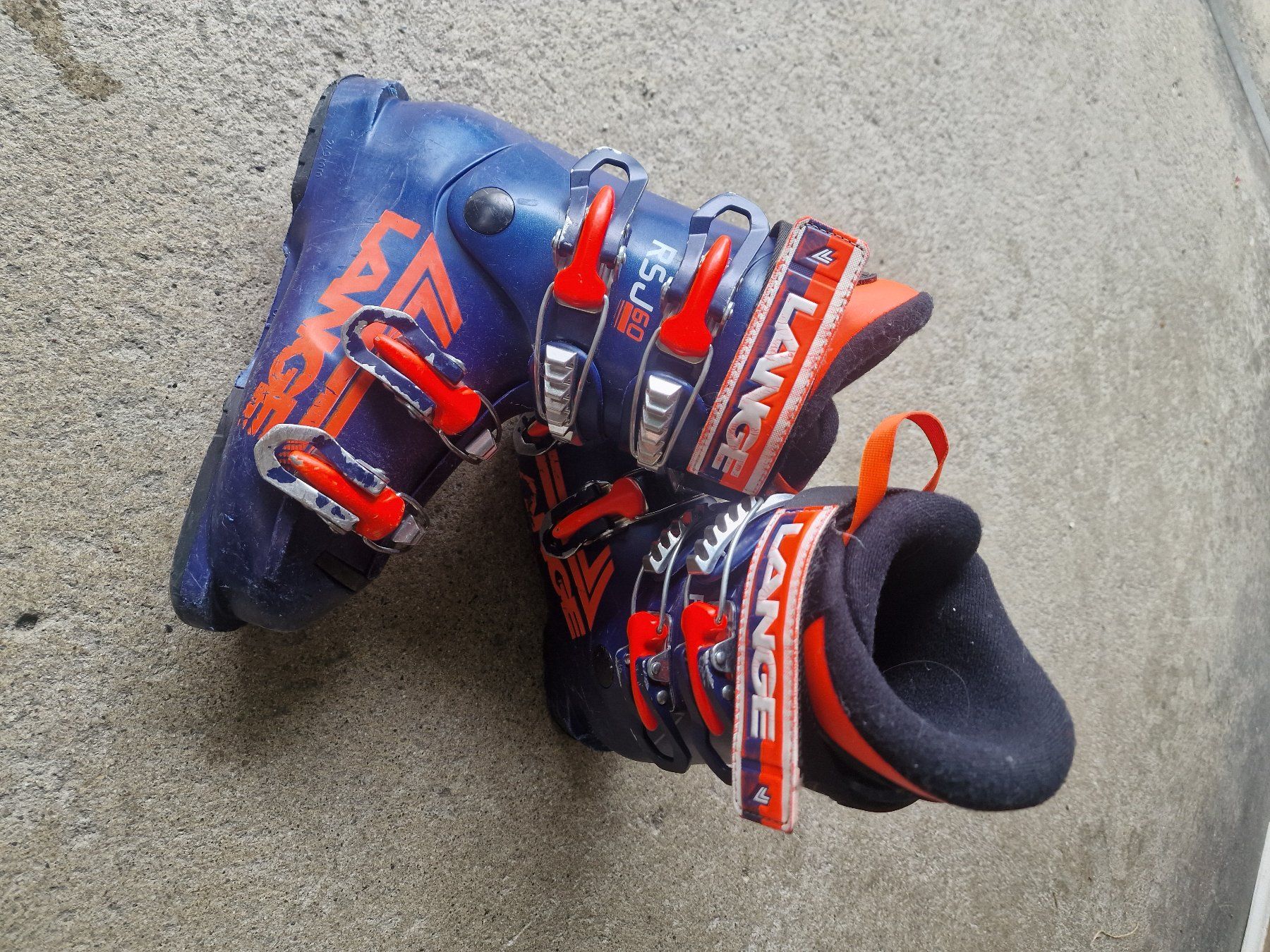 Lange Scarpe per ragazzi: Lange RSJ 50 Kinder-Skischuhe – Usato da Appenzell venduto da BreGol