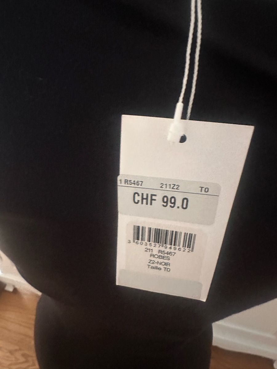 Kookai Kleider: Kookai Gr. 0 cut out Kleid 34/36 – Neu und originalverpackt aus Pfaffhausen von Klaras_second_hand 4