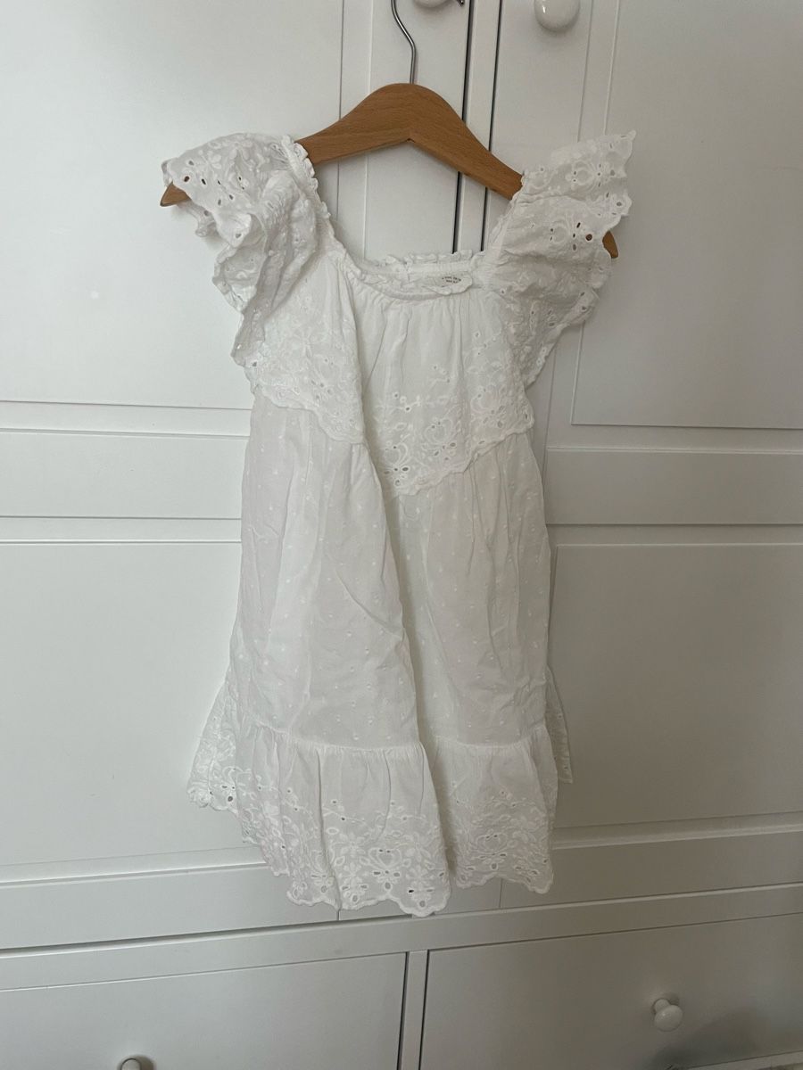 Lotti & Set di vestiti: Diverse Kleider oder Sets Mädchen, 104 – Usato da Oberrieden venduto da MajaK02 4