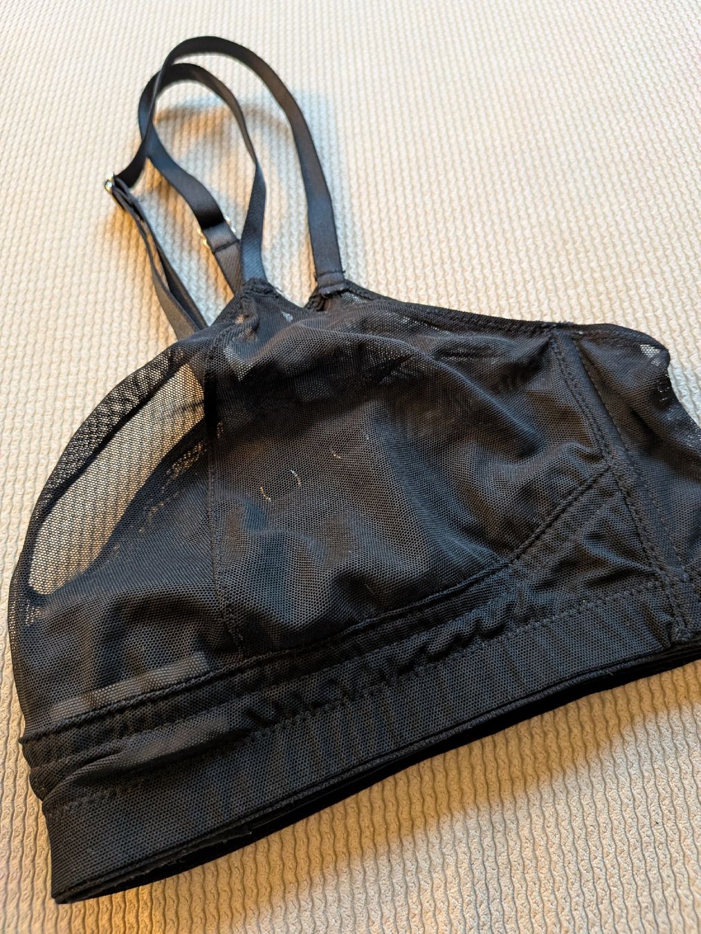Sonstige Unterwäsche: Schwarz transparenter BH – Gebraucht aus Bern von dun 1