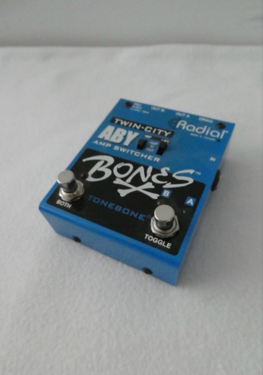 Strumenti musicali: Tonebone ABY Amp Switcher – Usato da Zürich venduto da sca_9yxp 1
