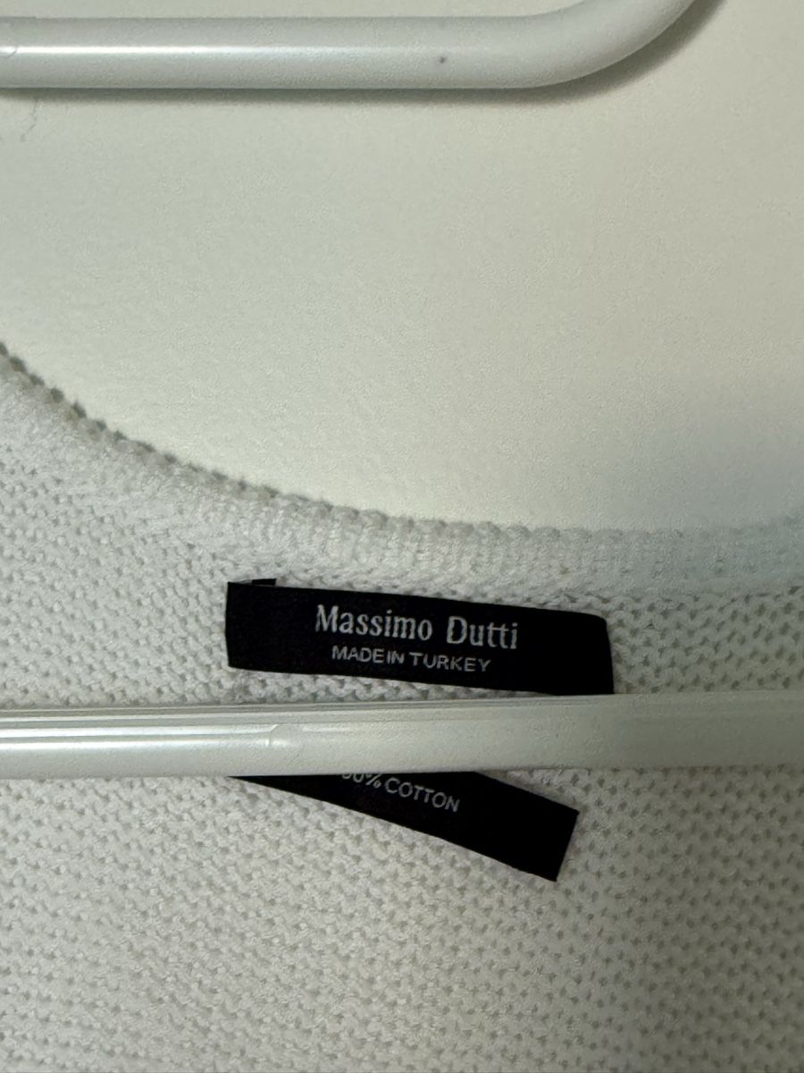 Massimo Dutti Top: Débardeur Massimo Dutti blanc croisé – Usato da Monthey venduto da sen_6ckr 1