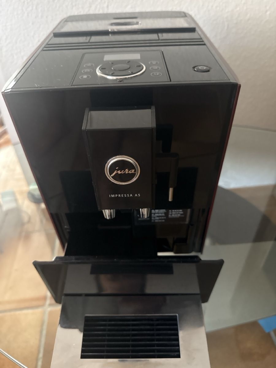 Jura Macchine per caffè & Macchine per espresso: Machine à café Jura Impressa A5  – Usato da Soyhières venduto da Jura22 1
