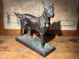 Antike Hunde Skulptur