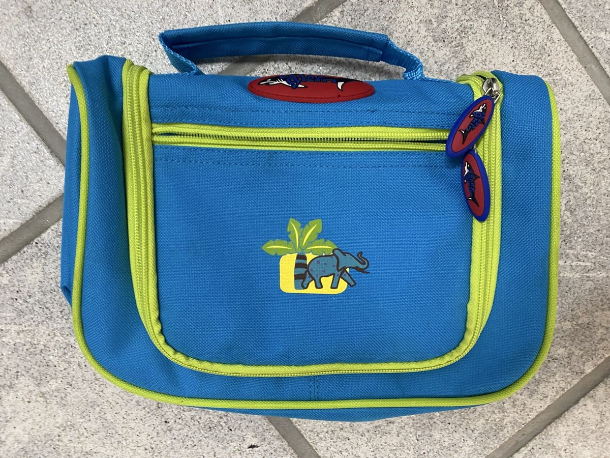 Reisekoffer: Kinderkoffer mit Nessesaire  – Gebraucht aus Würenlos von fasp2012 4