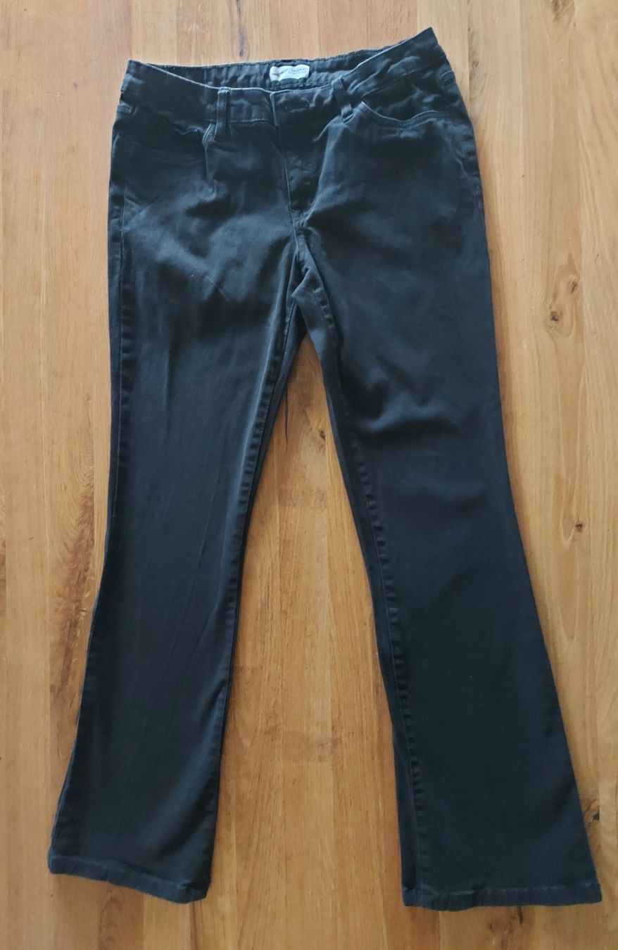 Arizona Jeans: schwarze Jeans von Arizona – Usato da Veyras venduto da kanema 1