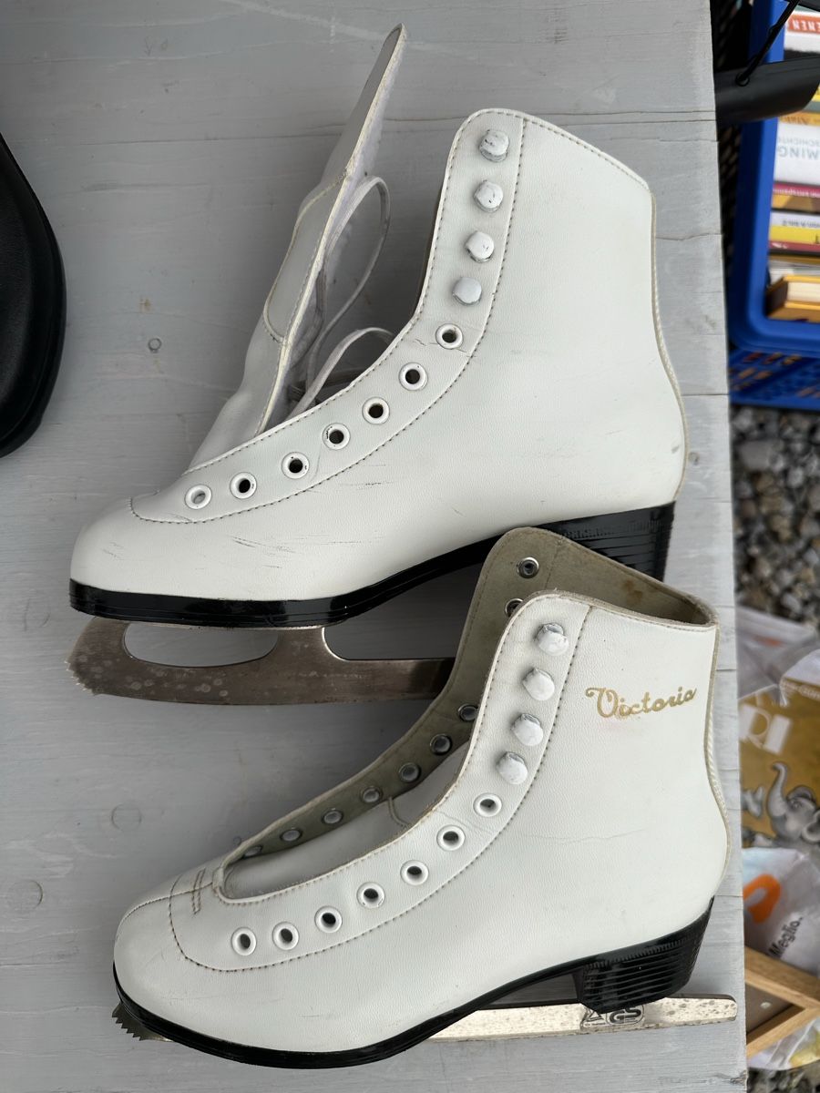 Pattini da ghiaccio: Schlittschuhe – Usato da Wald ZH venduto da Judithz