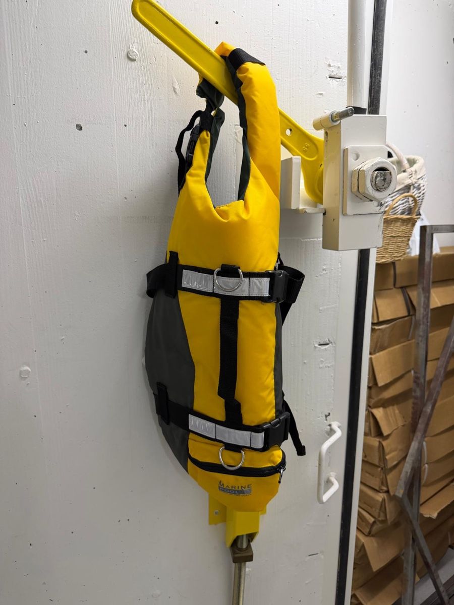 Giubbotti di salvataggio: Rettungsweste Marine Power gelb/grau neu – Nuovo (secondo la descrizione) da Meggen venduto da Rosali06