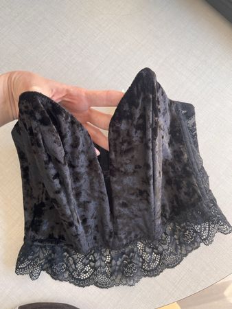 Intimissimi bustier corsetto nero in velluto e pizzo – S