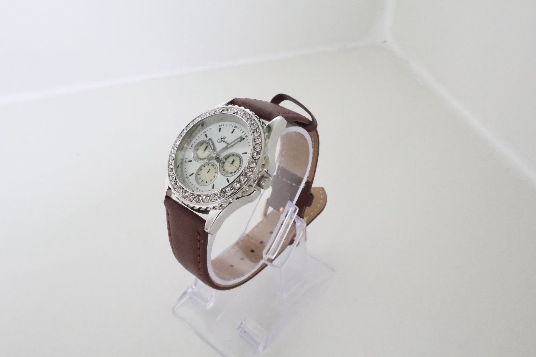 Montres: Herren Uhr  läuft Garantie – D'occasion à Willisau par flabastian 2