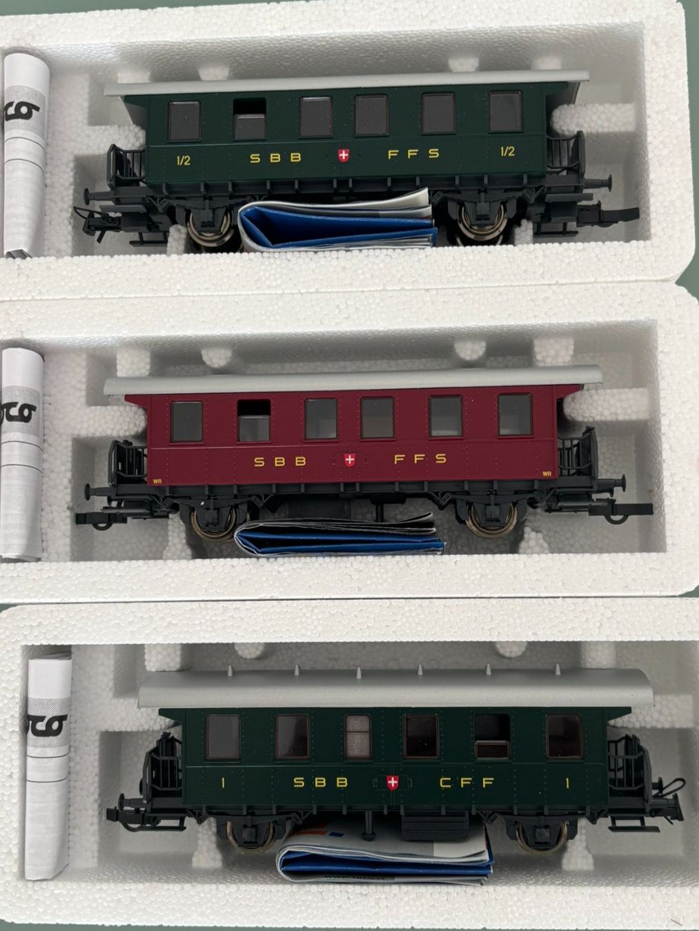Roco Trains électriques: 3x SBB CFF Oldtimer Wagen – Neuf avec emballage d'origine à Sion par lol_98vj