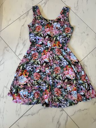 Robe taille S, Kleid Grösse S