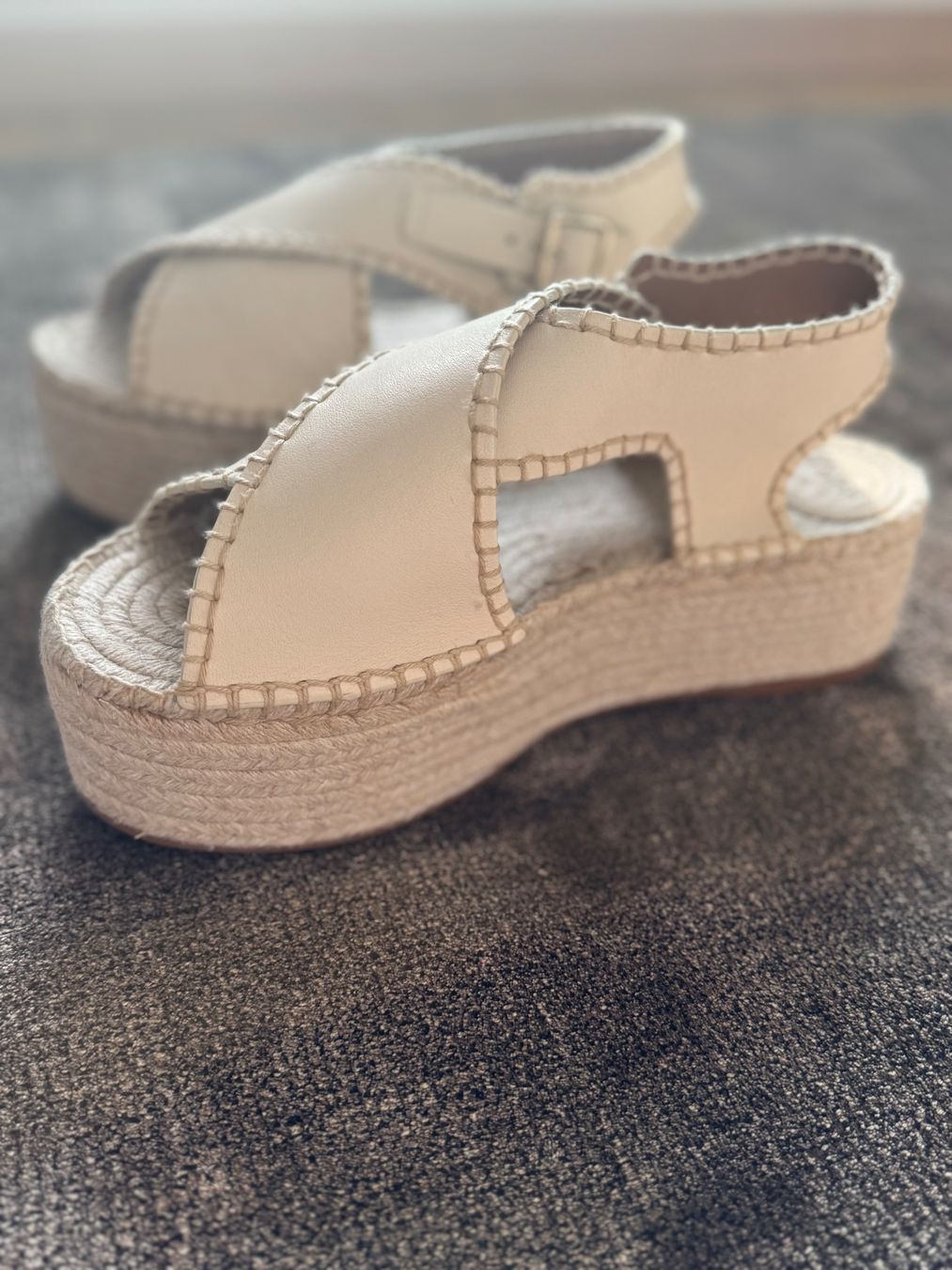 Chloé Chaussures femmes: Sandales Chloé taille 41 – D'occasion à Cologny par ale_rr8m 1