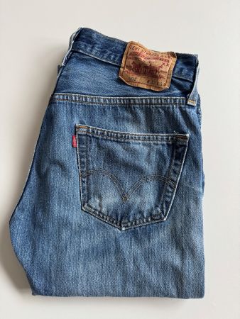 Levis 501 denim W32 L34 with history
