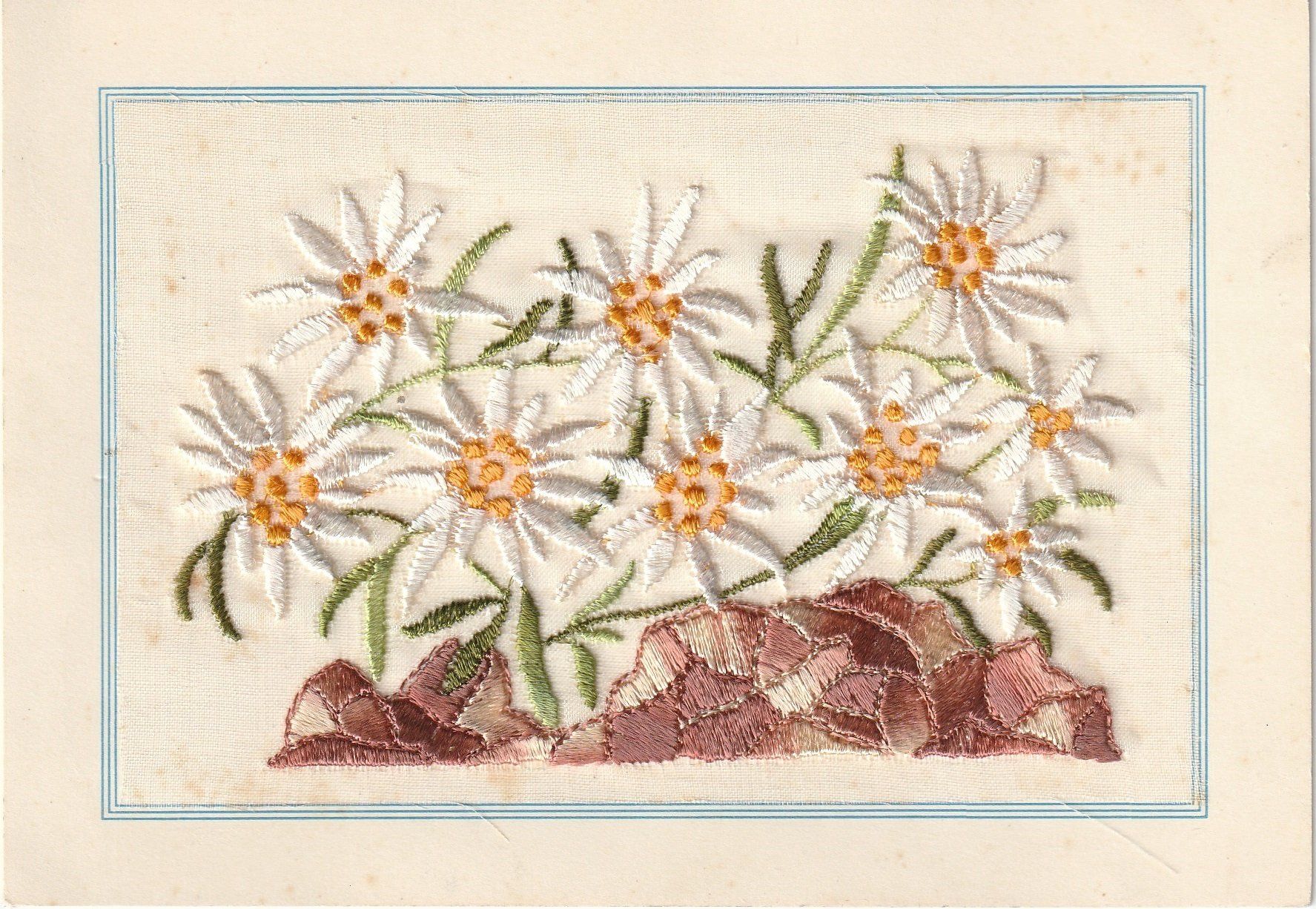 Cartoline postali: gestickte Karte mit Edelweisen – Usato da Bronschhofen venduto da Astore
