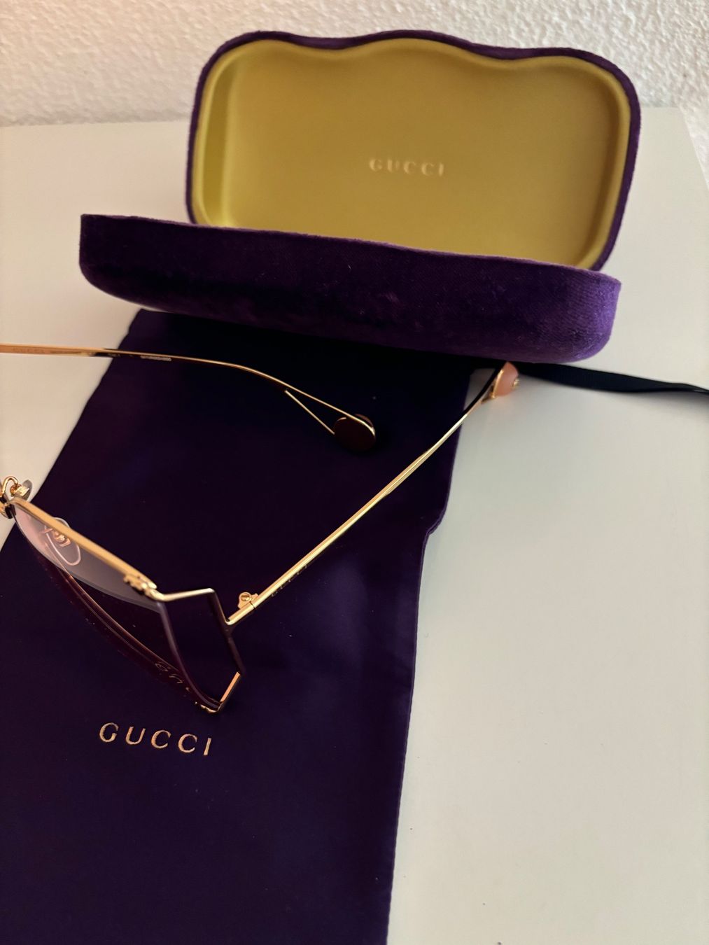 Gucci Brillen & Gläser: Gucci Sonnenbrille Damen – Neu (gemäss Beschreibung) aus Stallikon von Toluu 2