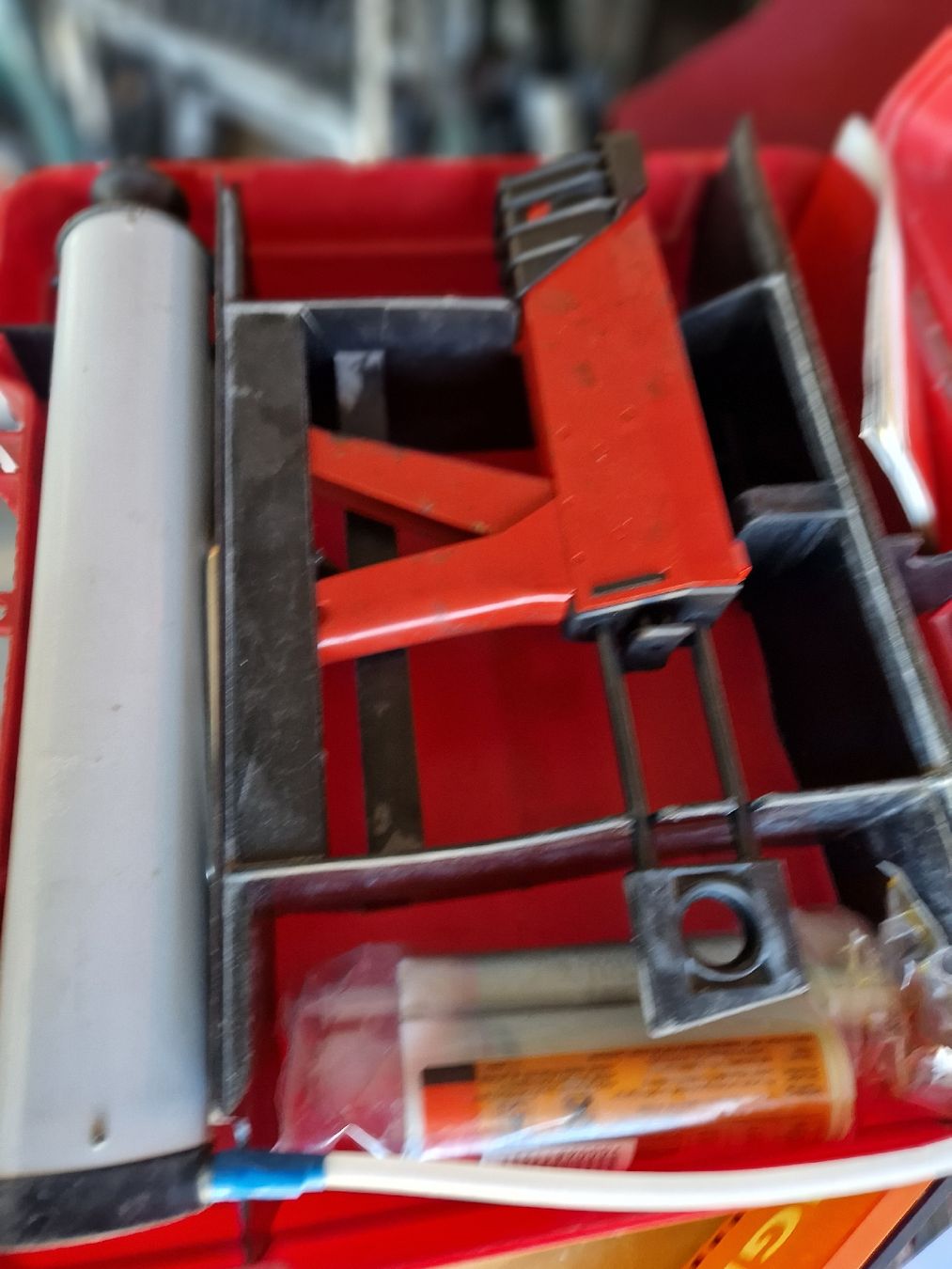 Hilti Tutti gli attrezzi: Hilti Hit pistole – Usato da Basel venduto da Meti200 3