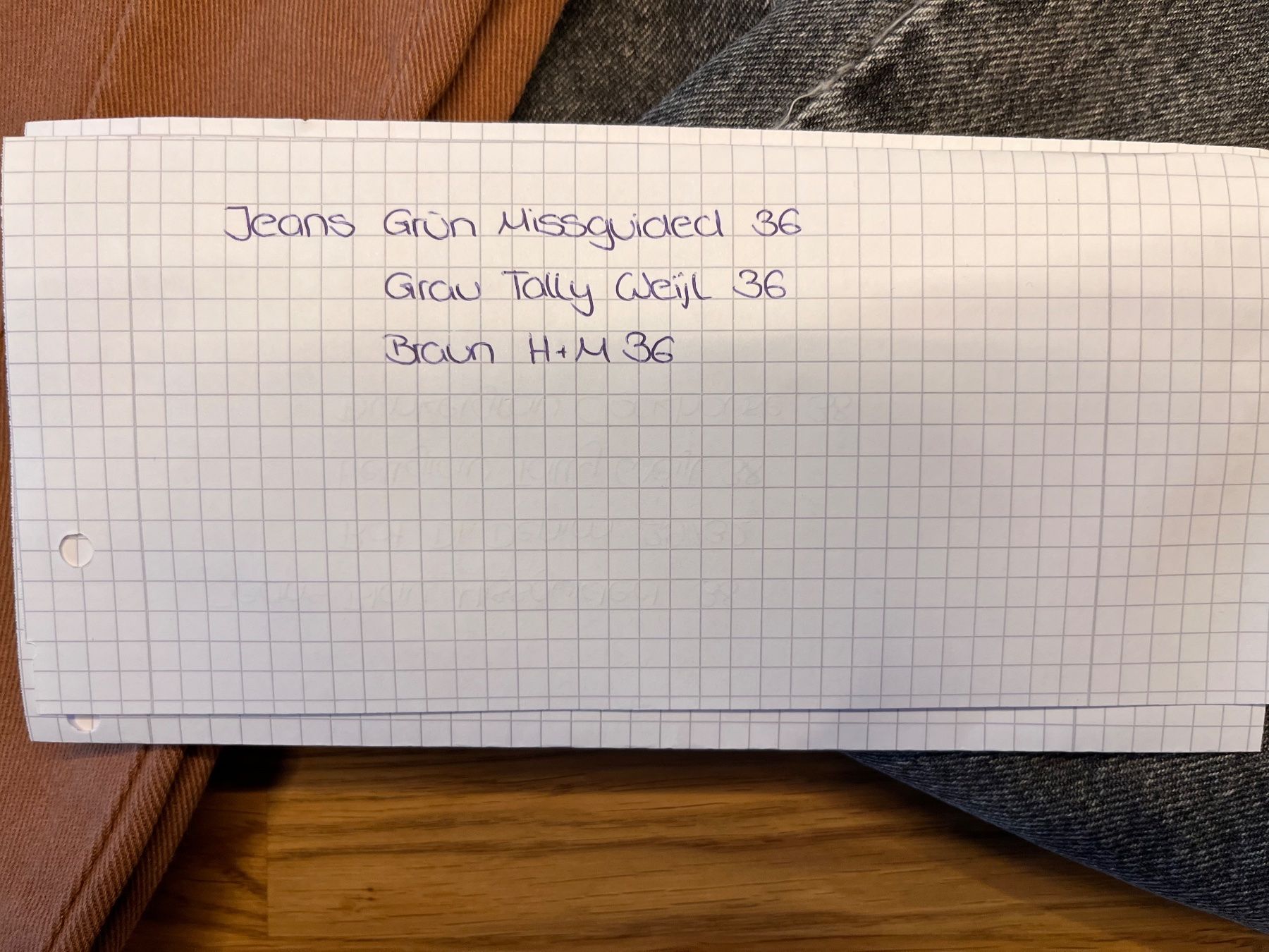 Jeans: Lockere Jeans Grösse 36 – Usato da Biel/Bienne venduto da Lalala333 1