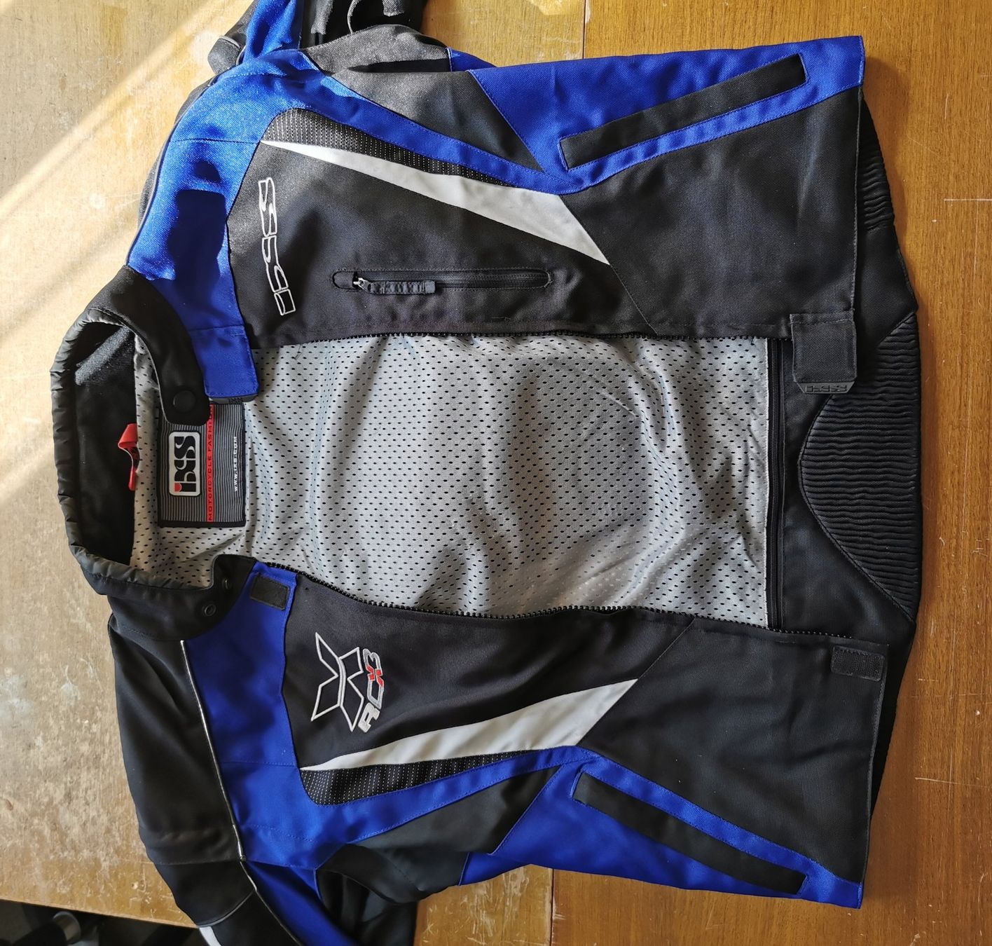 IXS Giacche: IXS Rennsport leichte Sommerjacke – Usato da Winterthur venduto da Lonpos1 4