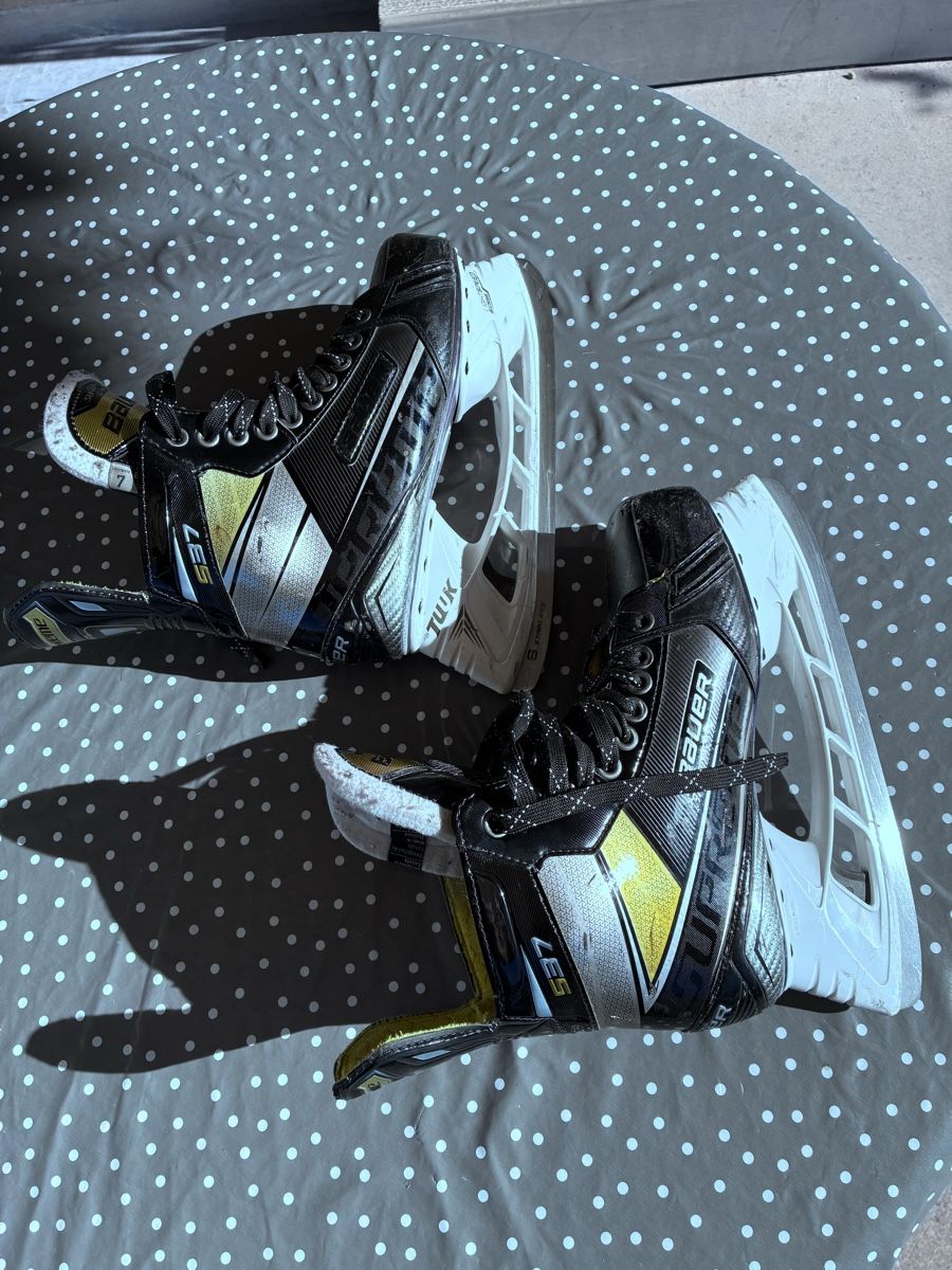 Bauer Patins à glace: Bauer Supreme S37 – D'occasion à Gümmenen par Mathiaspf 1