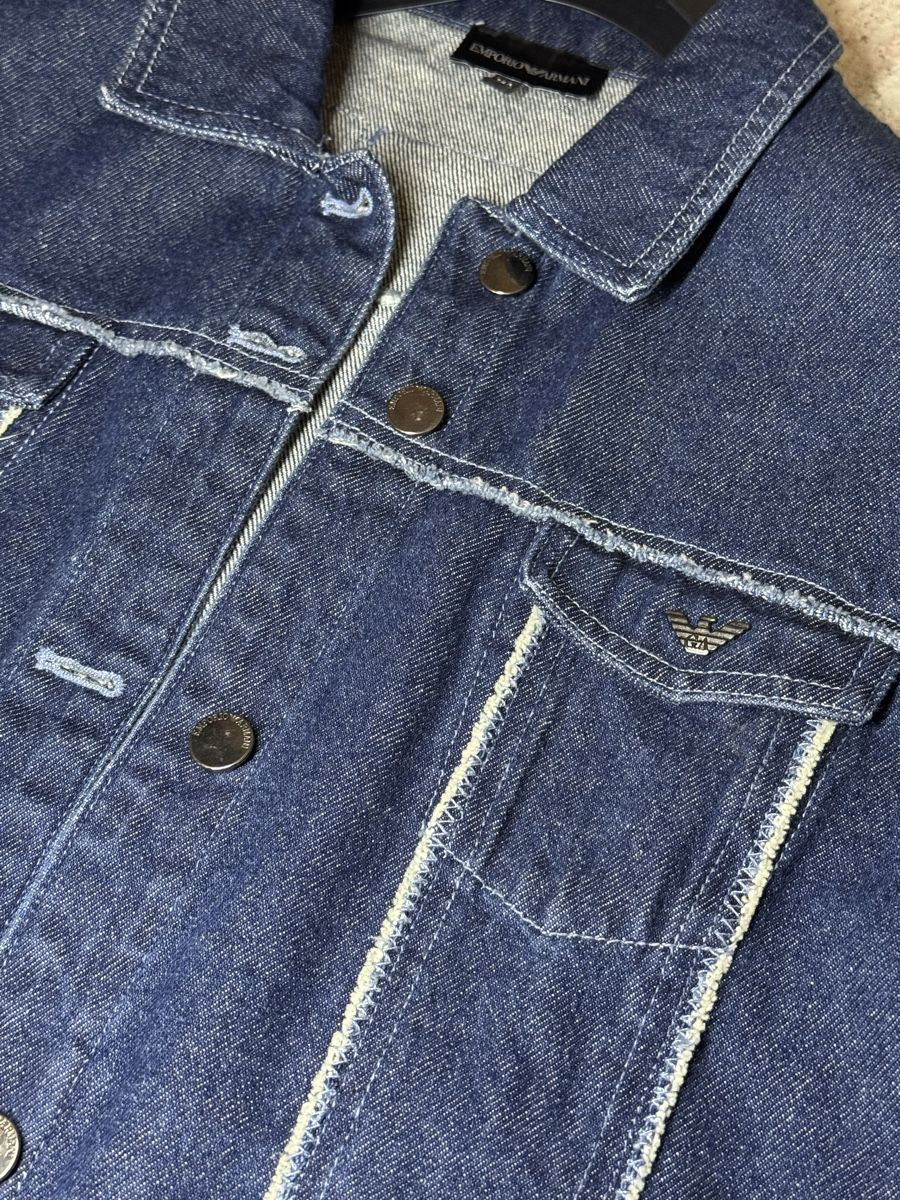Armani Giacche: Veste Emporio Armani – Nuovo e nell'imballaggio originale da Châtel-St-Denis venduto da Montclair_Swiss 2