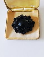 Broche de deuil ancienne XIXe époque Victorienne – Jais noir