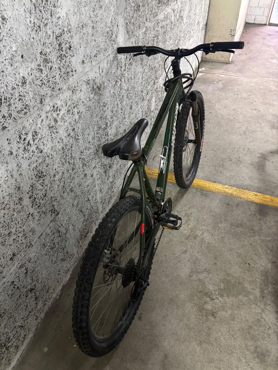 Specialized Biciclette: Spezialised Männer Fahrrad – Usato da Wil SG venduto da jessejames 2