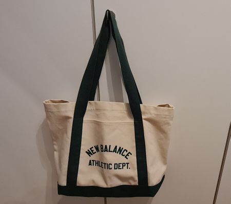 Sac New Balance stylé et spacieux