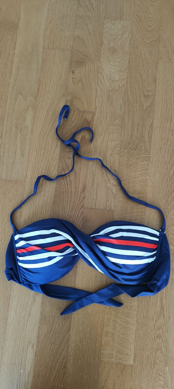 Costumi da bagno & Bikini: Swimwears (size L) – Usato da Oberbuchsiten venduto da DianaLup 8