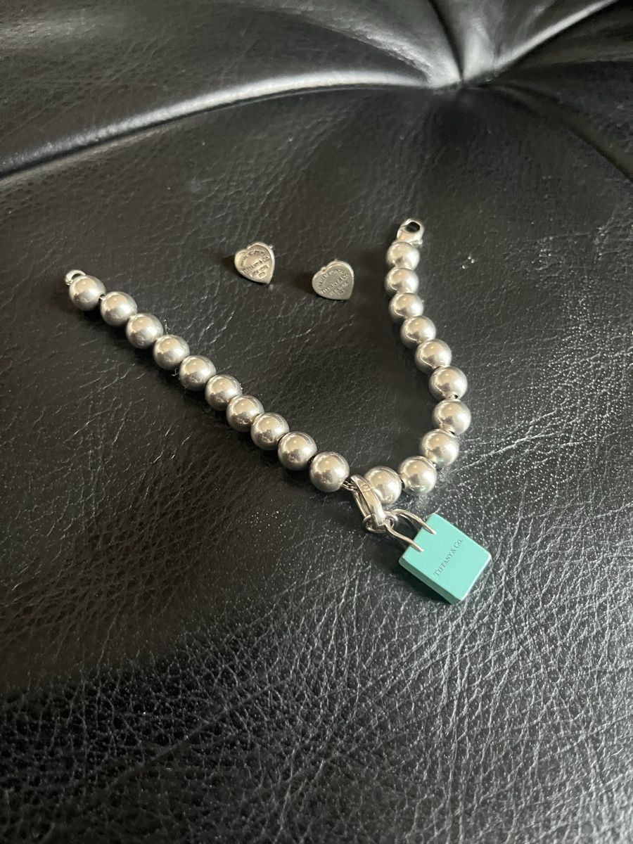 Tiffany & Co. Bracciali & Braccialetti: Tiffany &Co . Armband und Ohrringe – Usato da Ebikon venduto da loy_wjg6