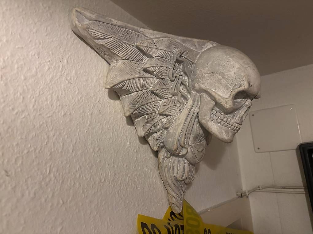 Sculture & Statue: Indianer Skull Wandskulptur – Usato da Zürich venduto da samg00dy 1