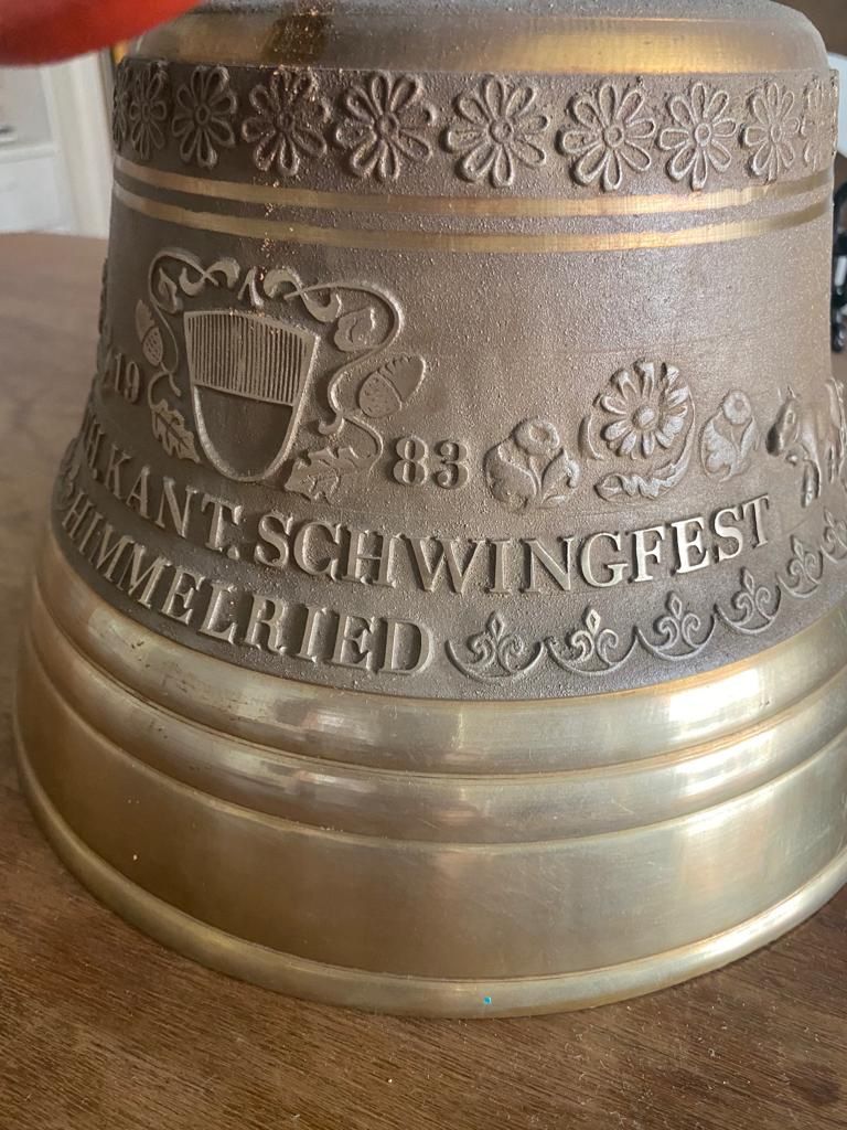 Campanacci mucche: Glocke Kant. Schwingfest Solothurn 1983 – Usato da Zürich venduto da 09Laila09 9