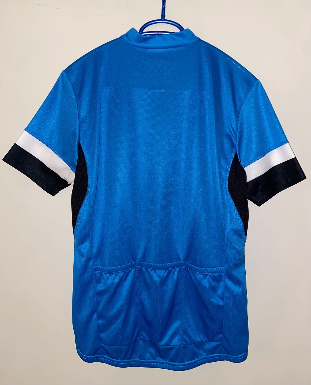 Crosswave Leibchen & Hosen: Crosswave Bike Trikot blue S – Gebraucht aus St. Gallen von Zina2510 1