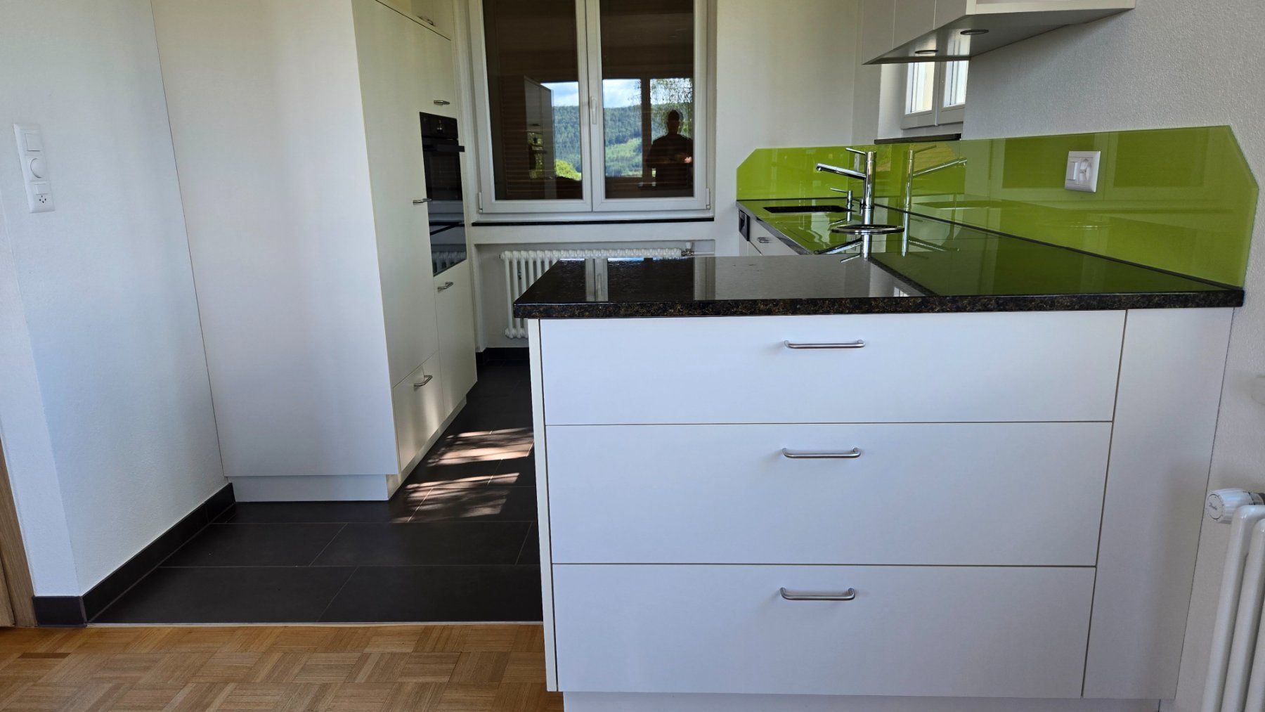 V-Zug Cucine complete: Einbauküche mit Geräte – Usato da Löhningen venduto da Racer78 1