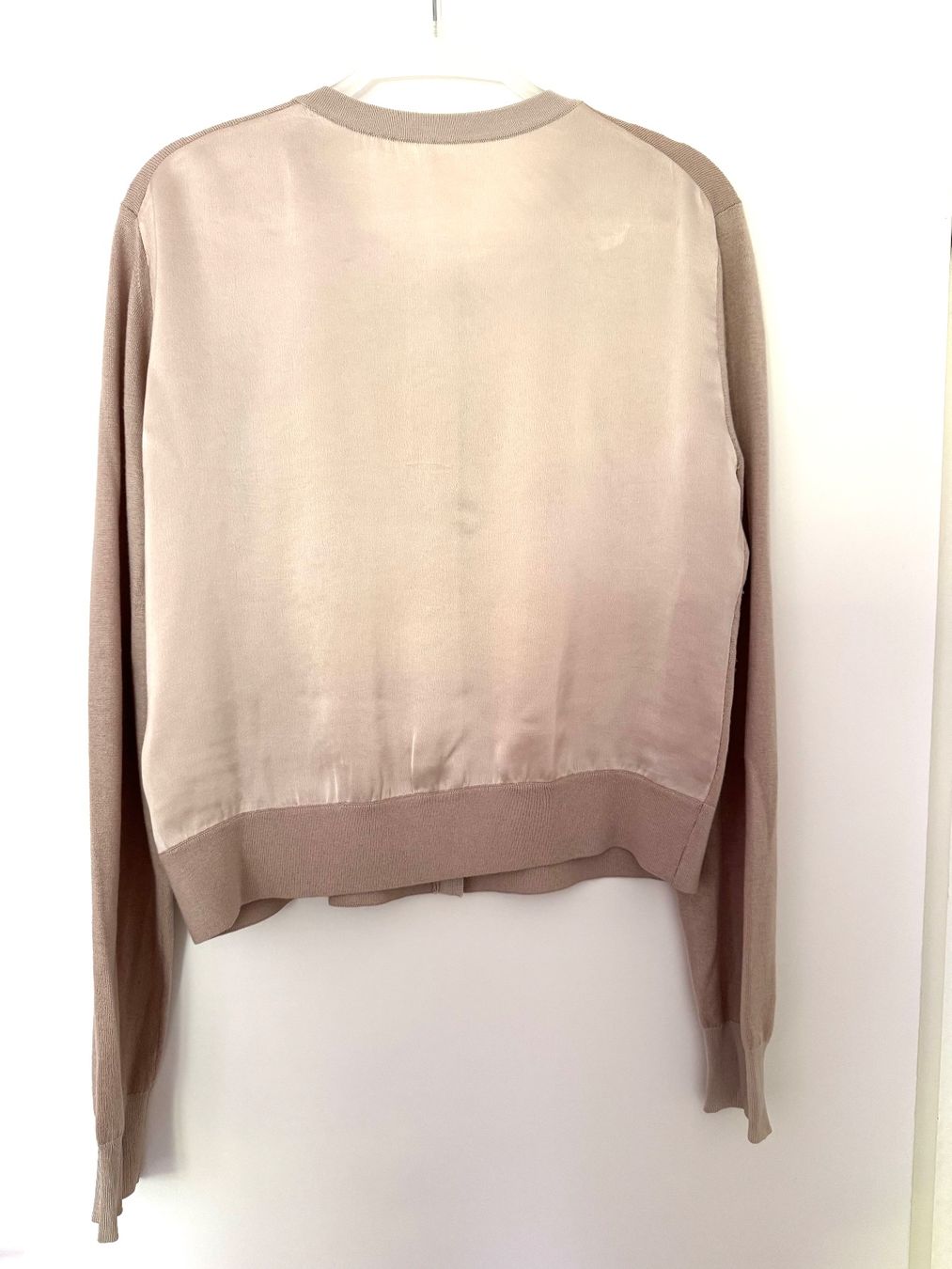Liu Jo Jacken: Edler Cardigan, Gr. M, Rosa-Puder – Gebraucht aus Erlenbach ZH von msa_x26y 1