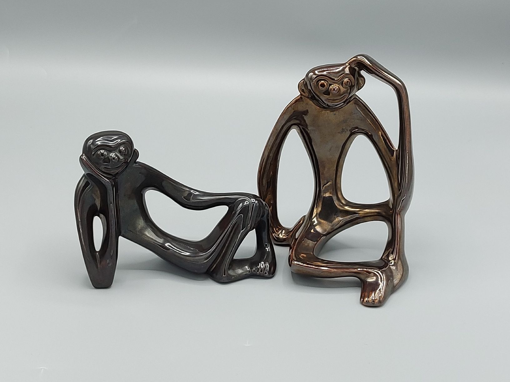 Statuette: 2 coole Affen aus Keramik – Nuovo (secondo la descrizione) da Ostermundigen venduto da son_vd9k