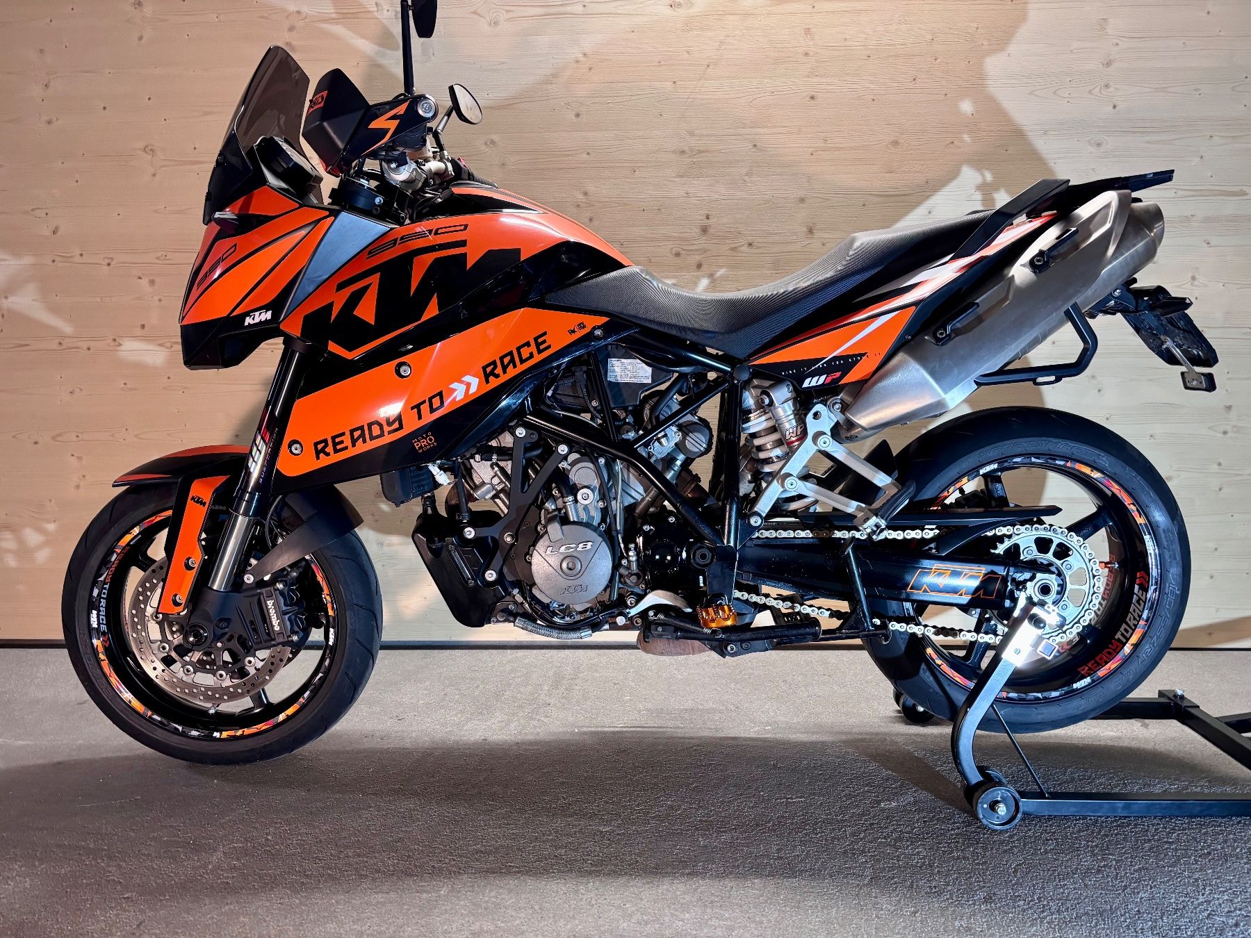 KTM Strada: KTM 990 SM-T – Usato da Lohn-Ammannsegg venduto da Driftking 1