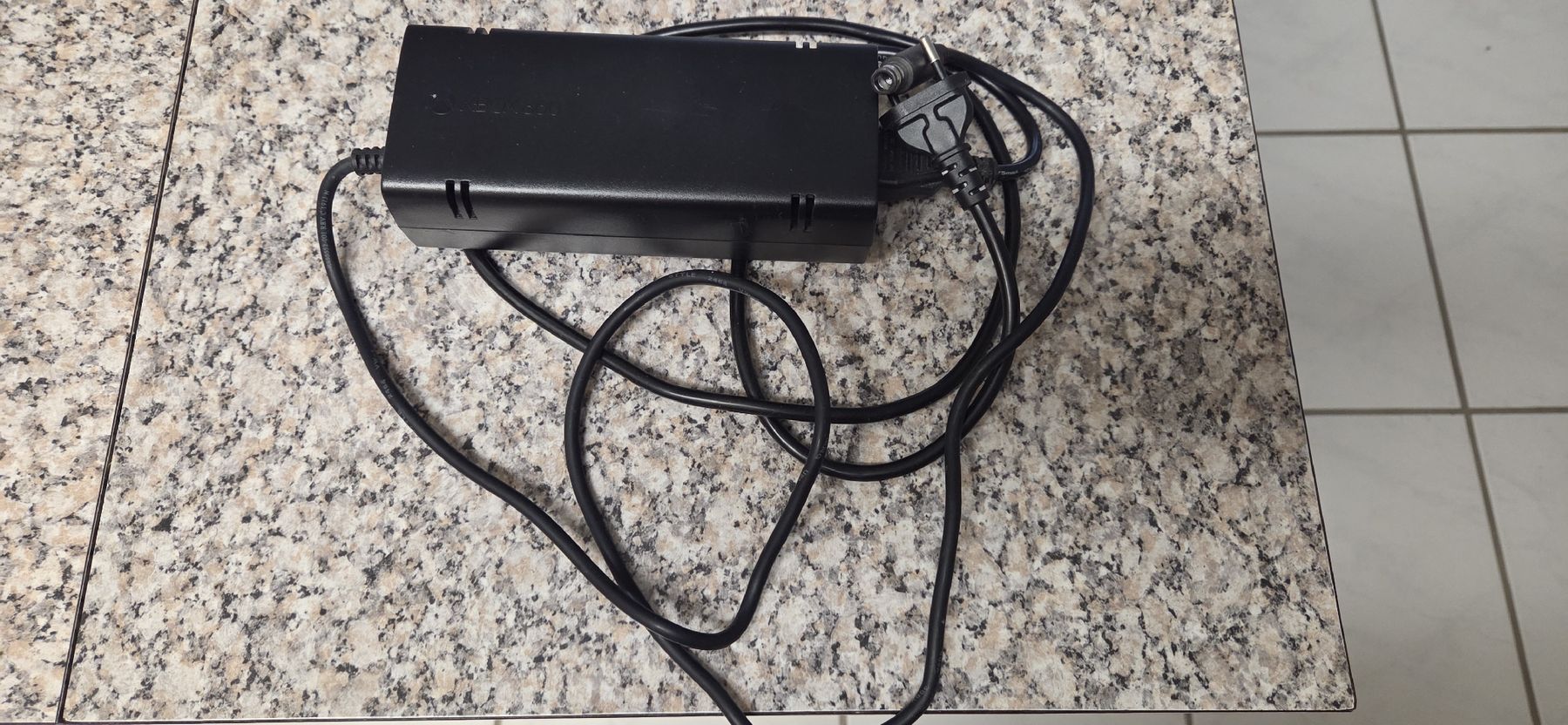 Microsoft Adattatori & Cavi: Xbox 360 Original Netzteil – Usato da Zürich venduto da DinuC