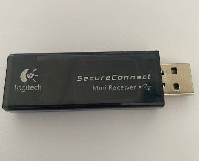 USB Sticks: Logitech Funkadapter-SecureConnect – Gebraucht aus Wängi von Bmo