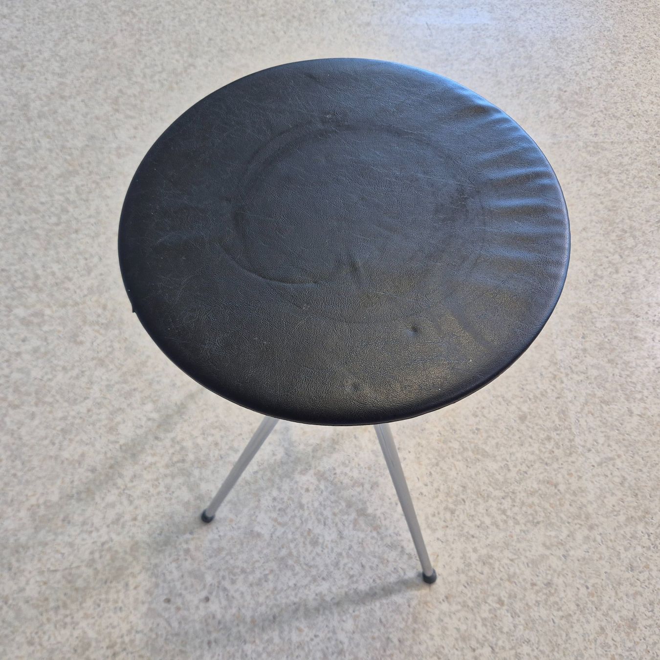 Hocker: Industriedesign Swivel Stool Drehhocker Hocker Höcker Chrom – Gebraucht aus Nottwil von Wondewa-Shop 5
