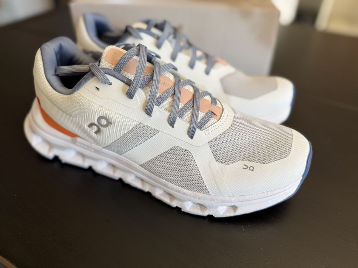 On Scarpe da uomo: ON Running Cloudswift white size 44 – Nuovo e nell'imballaggio originale da Wallbach venduto da Nenex
