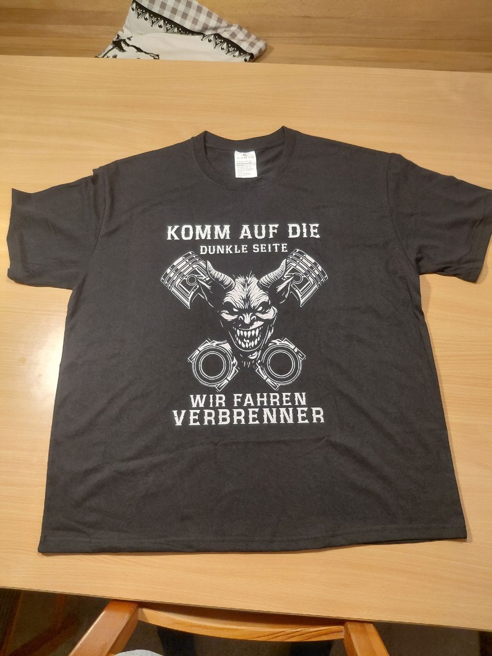 Cyclomoteurs: 2 Tshirt – Neuf avec emballage d'origine à Bütschwil par fredi1970 1