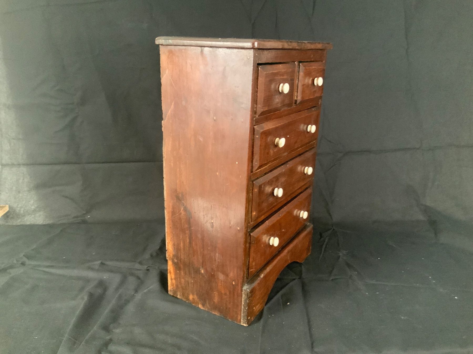 Cassettiere: Schubladenmobel Holz / petite commode – Usato da La Heutte venduto da Mikeller74 1